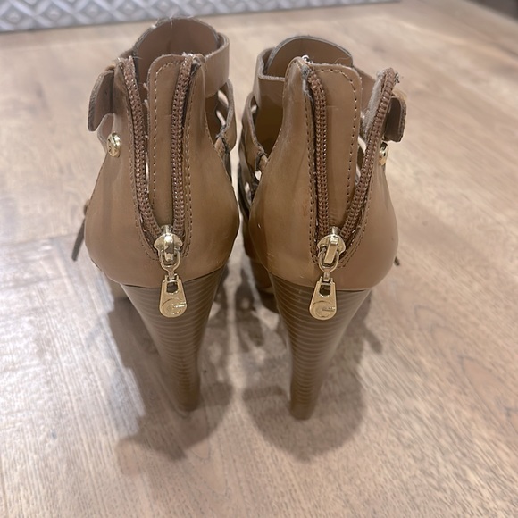 Guess Heels Brown Size 6.5 - Picture 3 of 3
